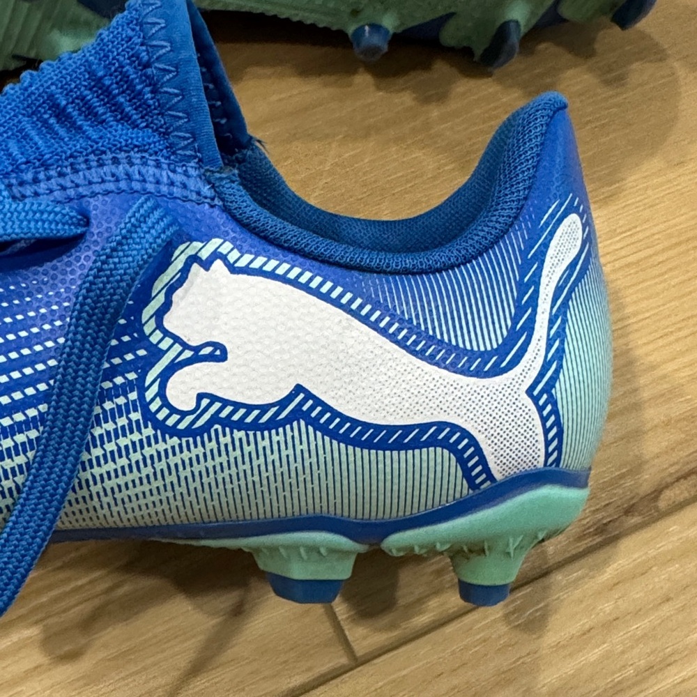 Puma Future 7 Blue Soccer Cleats - Picture 2 of 7